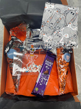 Load image into Gallery viewer, Halloween Cookie Box Special
